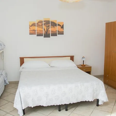 Mena 3* Forio (Isola d'Ischia)