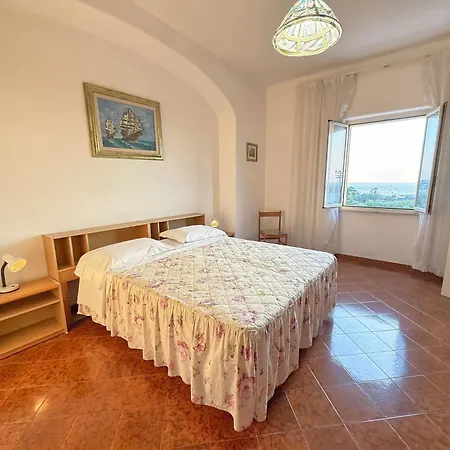 Hotel Mena