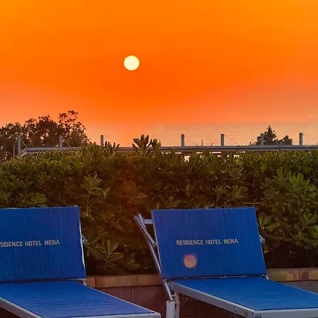 Hotel Mena 3*