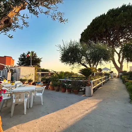 Mena Hotel