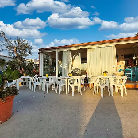 Hotel Mena