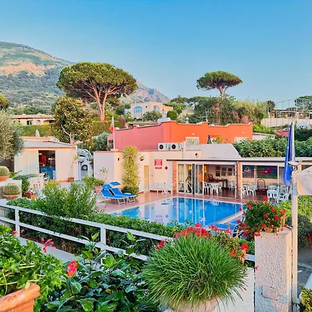 Mena Hotel 3*