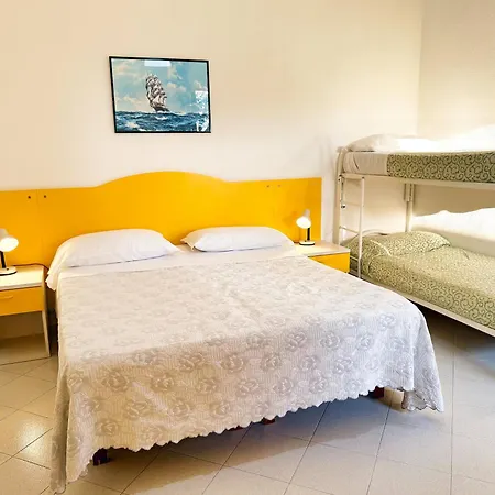 Mena 3* Forio (Isola d'Ischia)