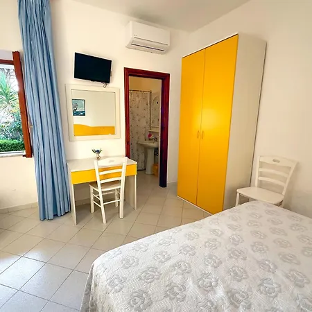 Hotel Mena