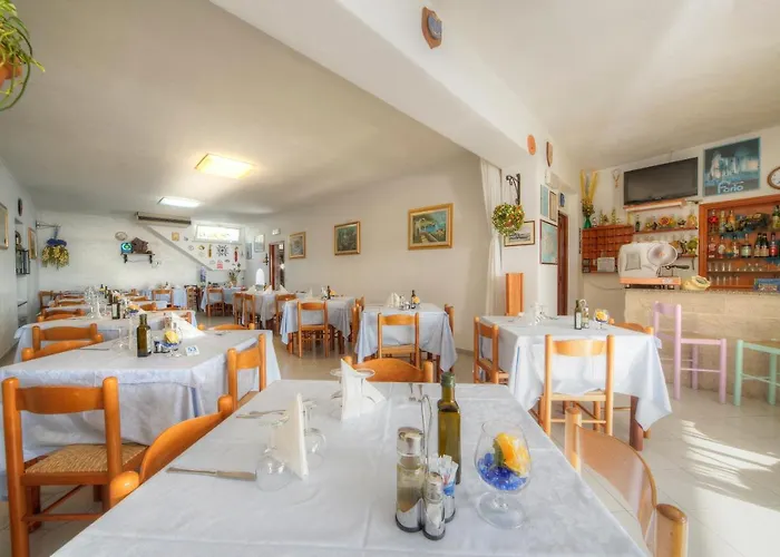 Mena Ξενοδοχείο