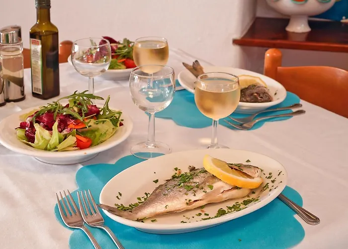 Mena Forio di Ischia