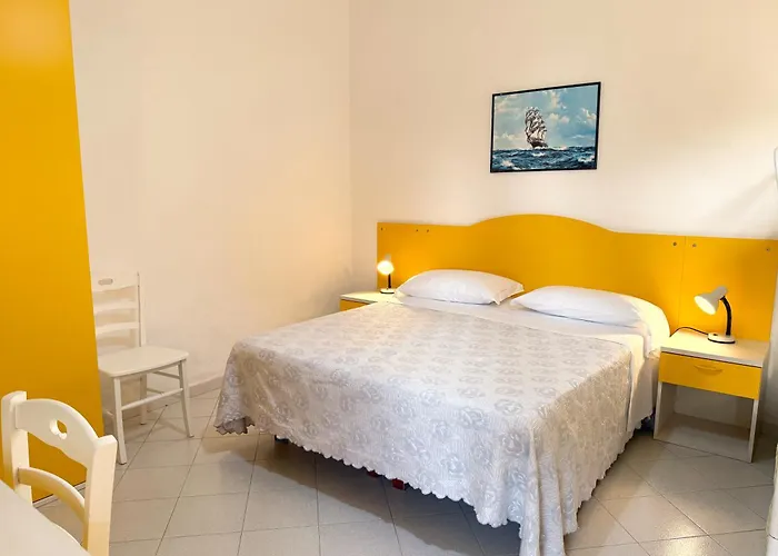 Mena Ξενοδοχείο Forio di Ischia