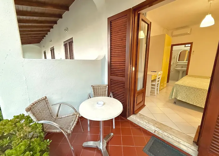 Ξενοδοχείο Mena 3*