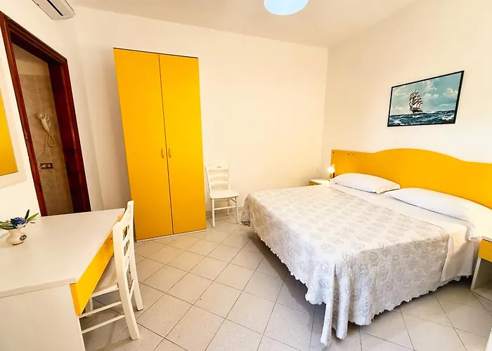 Mena Ξενοδοχείο