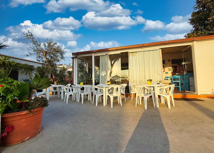 Ξενοδοχείο Mena