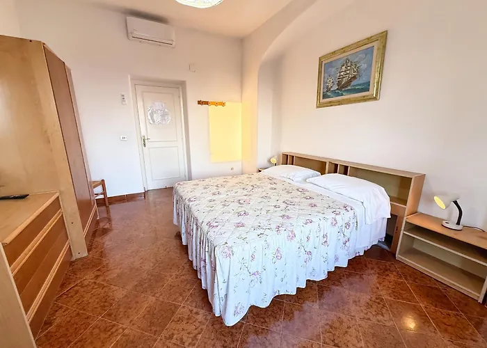 Mena Ξενοδοχείο