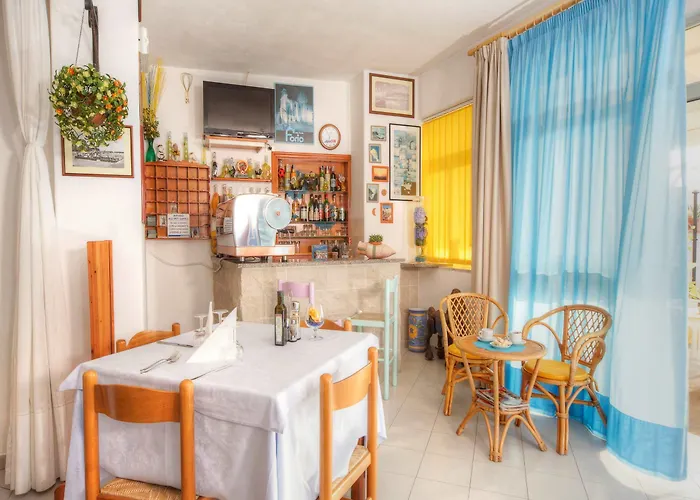 Mena Forio di Ischia