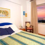 Mena Hotel