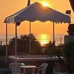 Mena Forio di Ischia
